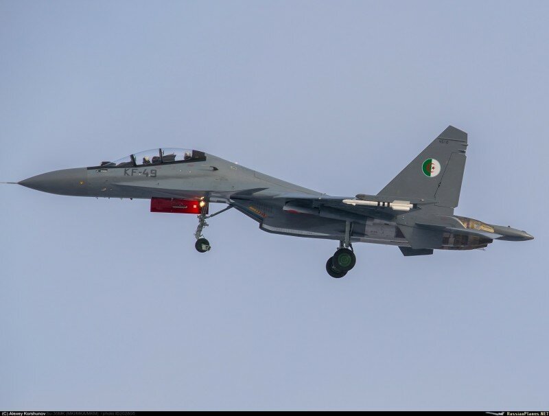 МиГ-29 совершил поразительный воздушный маневр – кадры
