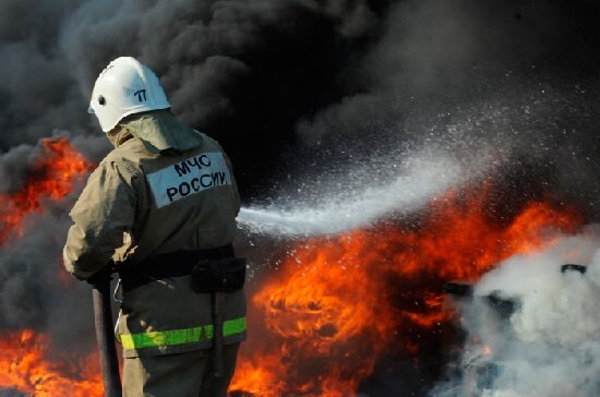 Локализация пожара на нефтебазе в ХМАО: новые подробности