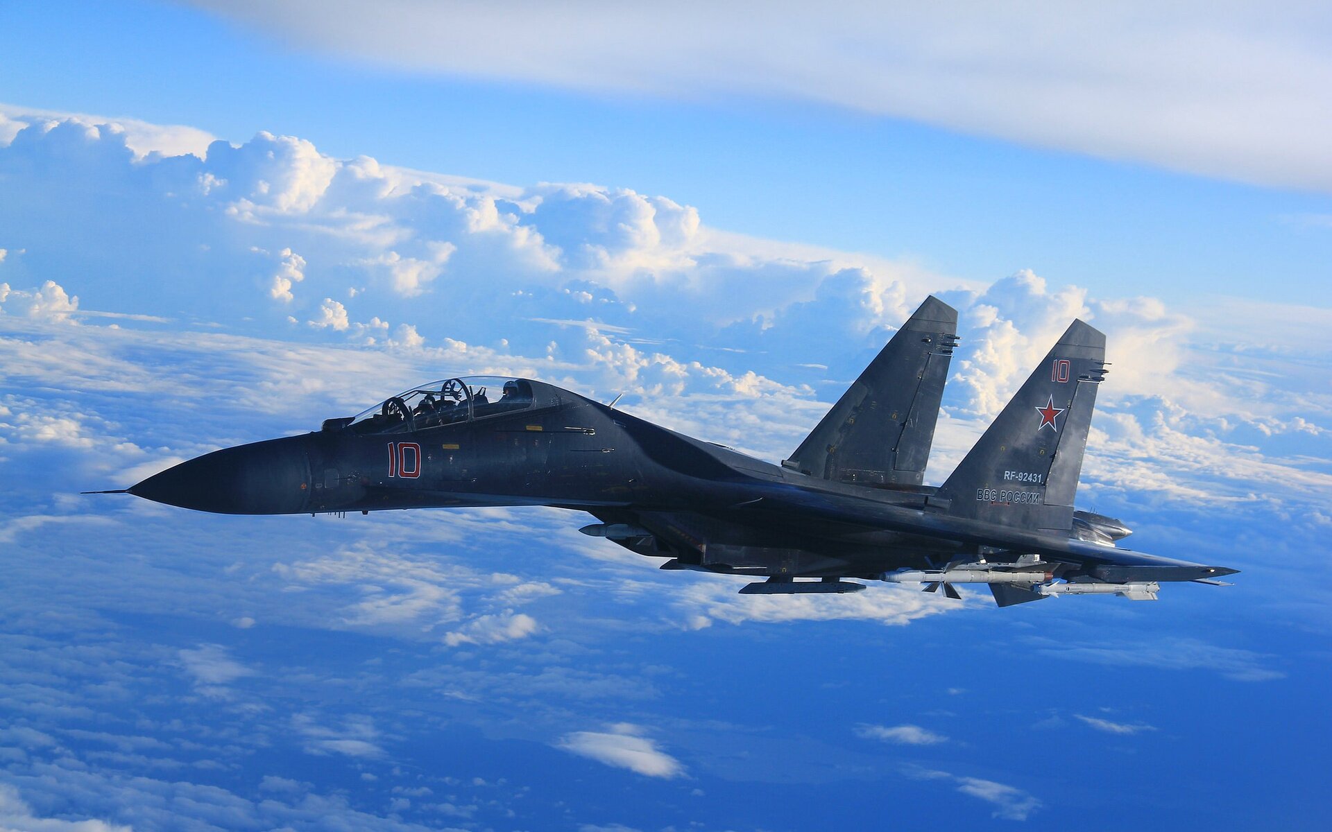 В России озвучили конкурентов Су-35 
