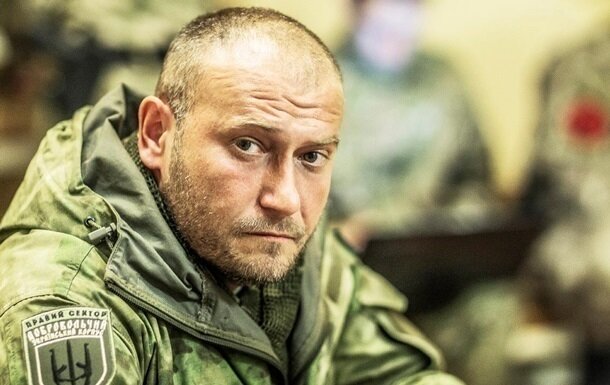 Ярош заявил о срочном отзыве из Донбасса двух батальонов националистов