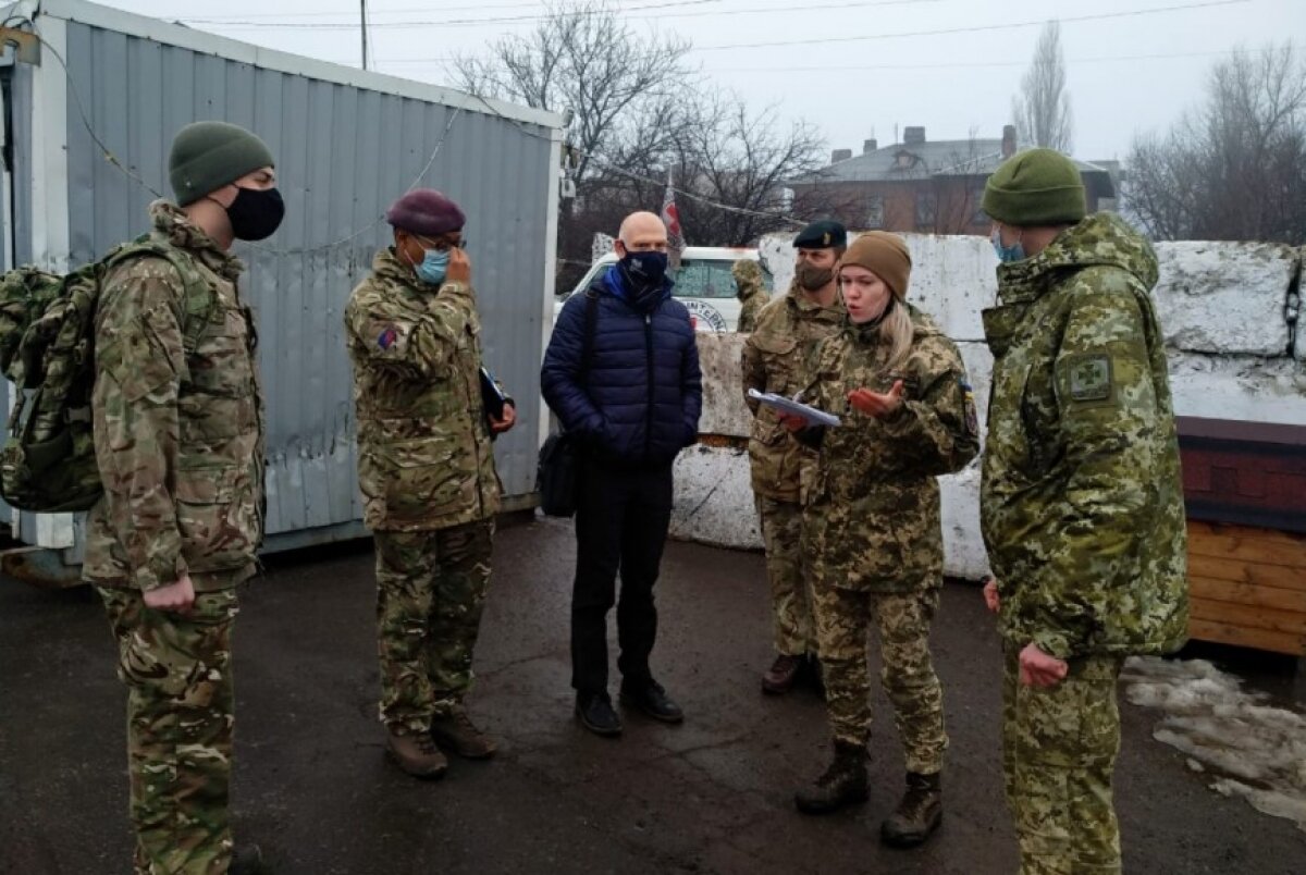 Британские военные засветились в Донбассе