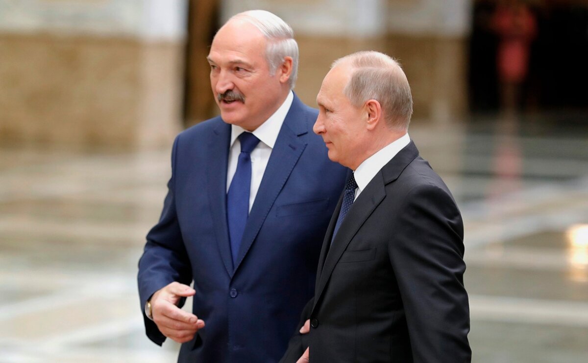 Лукашенко пообещал не предавать Путина 