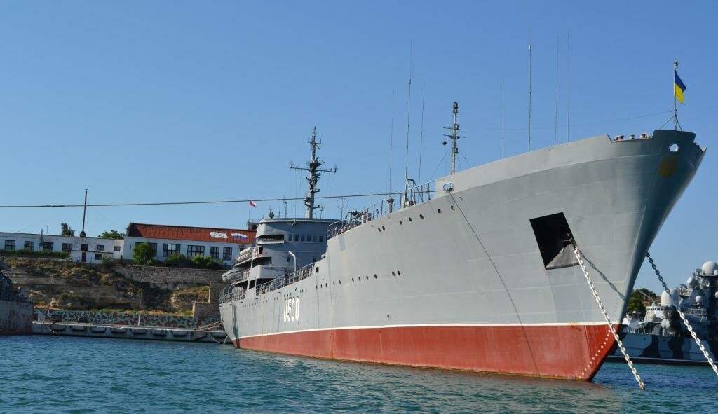 Украина пошла на сближение с Россией ради возвращения крымских кораблей