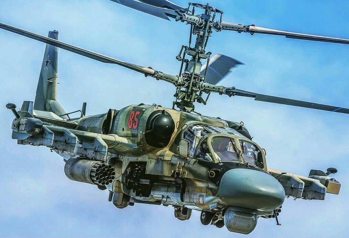 Под Ростовом стартовали облеты новых военных вертолетов Ка-52 "Аллигатор" 