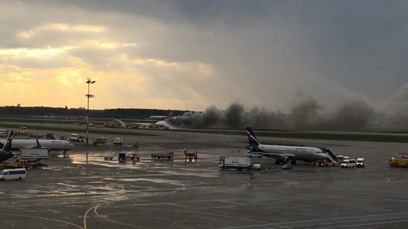 Песков озвучил реакцию Путина на посадку горящего самолета в Шереметьево