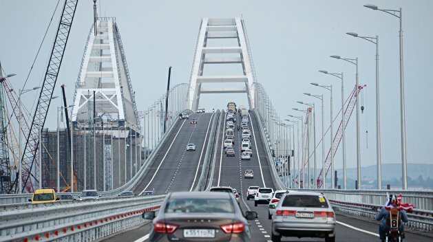​“Мост прекрасен, мост стоит”: на Украине по достоинству оценили Крымский мост