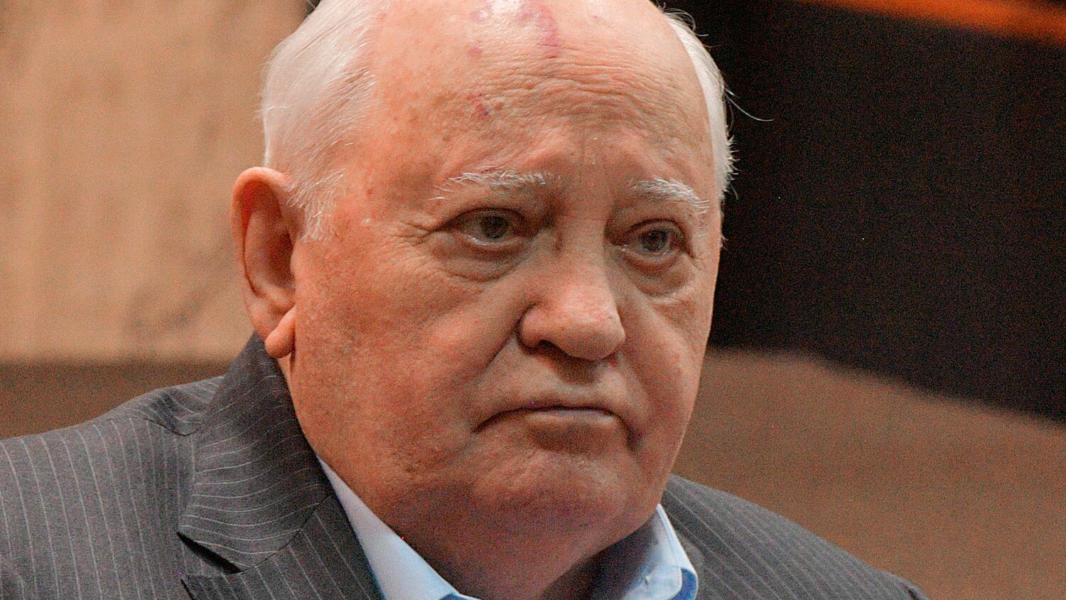 Горбачев назвал альтернативу санкциям Запада против России