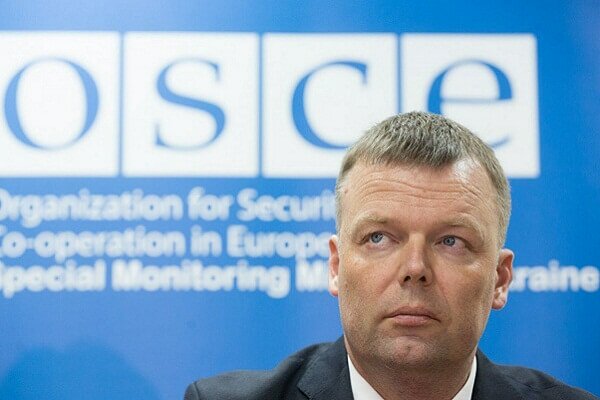 Хуг из ОБСЕ, ранее заявивший об отсутствии доказательств вмешательства РФ на Донбассе, отказался от своих слов