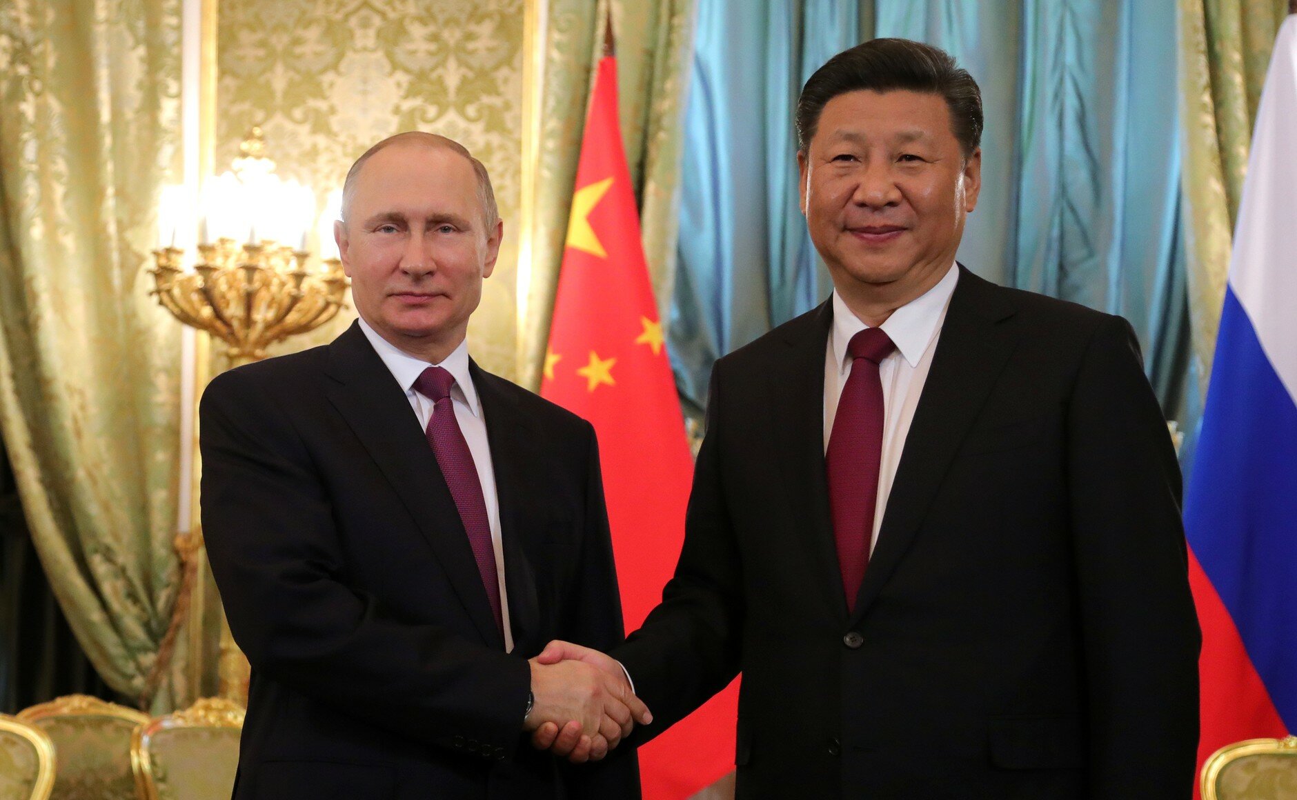 Путин заранее прибыл в Китай: о чем шли переговоры глав РФ и КНР