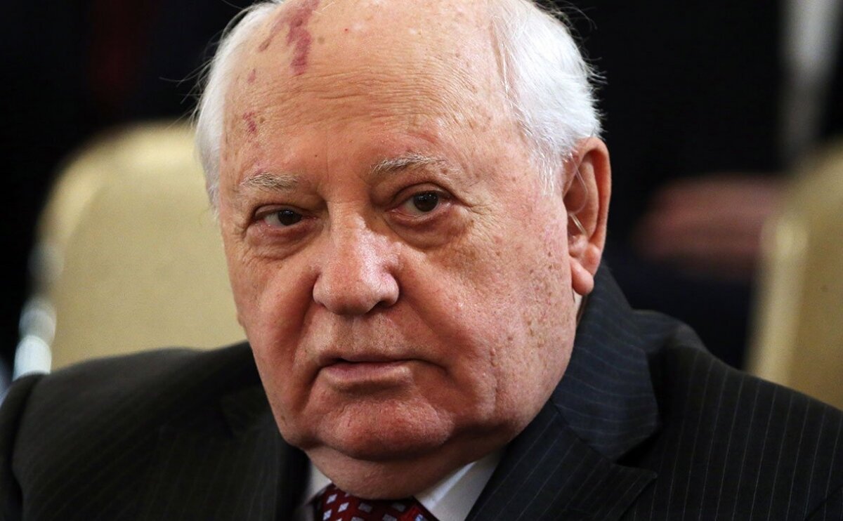 Горбачев и Пушков обменялись "ударами" из-за "геополитической капитуляции"