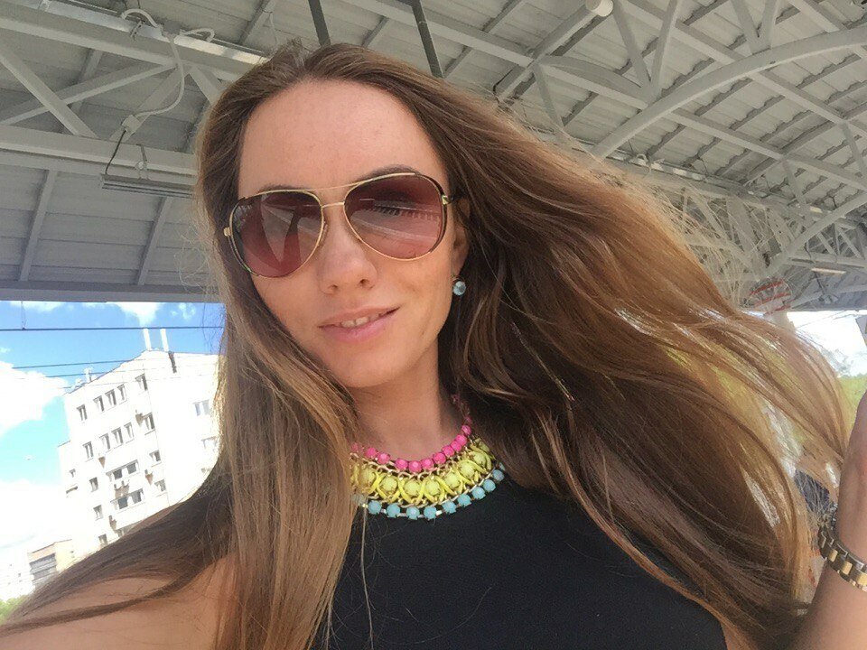 Россиянка Наталья Бородина, которая погибла в Доминикане, показывая голую грудь в окно автомобиля, могла работать в эскорте