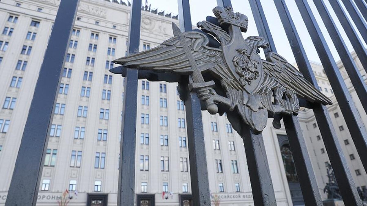 В Минобороны РФ подробно ответили на "перехват" военными США российского генерала в Сирии 
