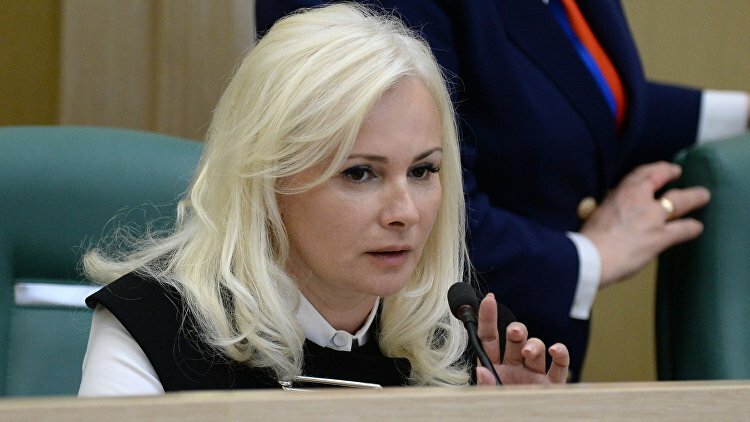 В Совфеде ответили Собчак на ее громкие слова о статусе Крыма 