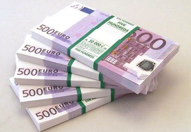 Деньги на ветер: в Швейцарии женщины спустили 100 тысяч евро в туалеты элитных ресторанов