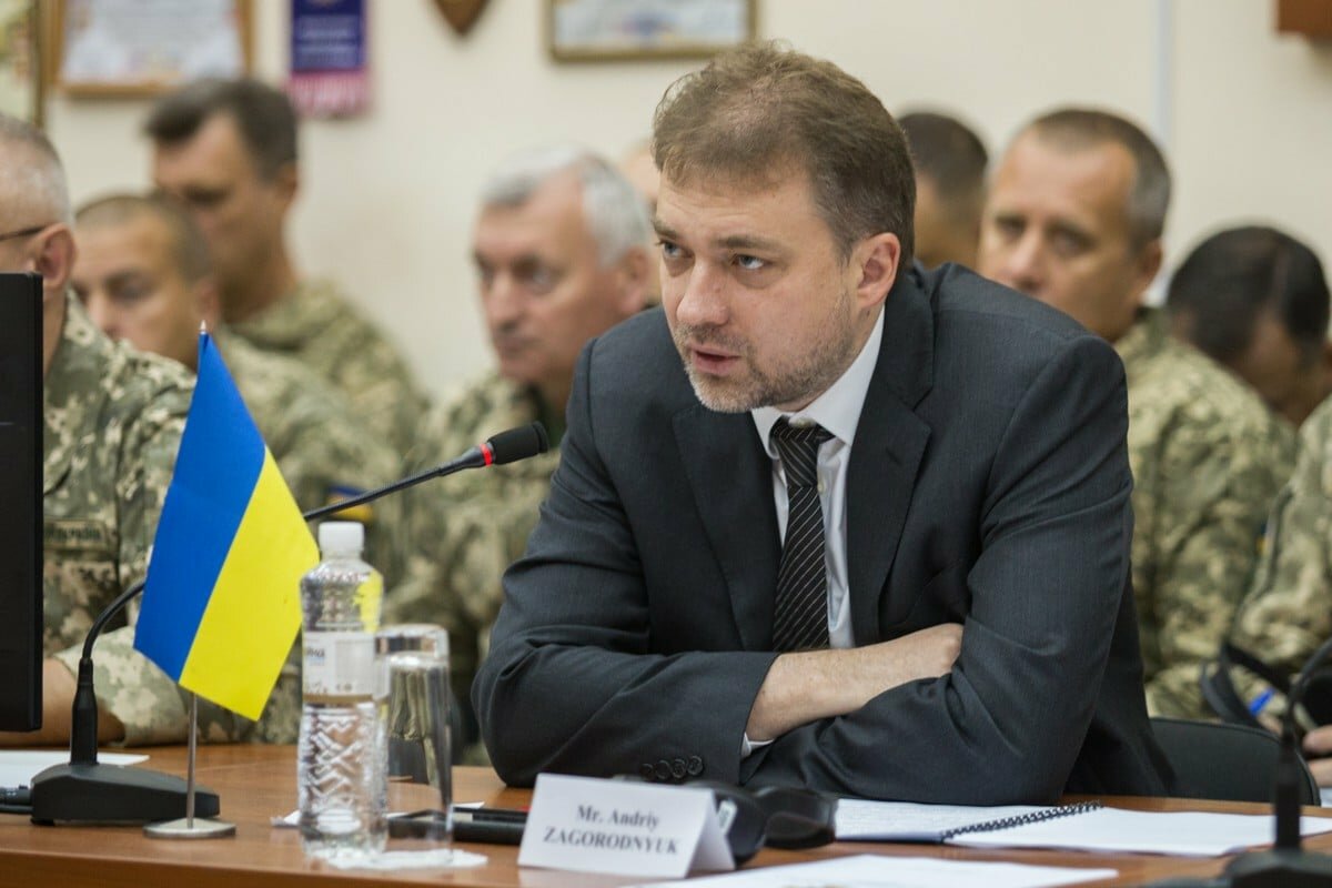 Украина разместит в воюющем Донбассе две военные базы по стандартам НАТО 