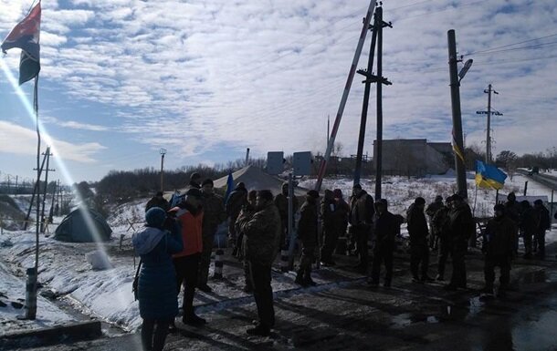 Подробности штурма участников блокады Донбасса и кадры с места событий