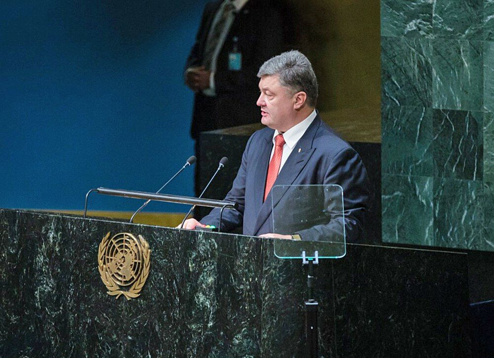 Порошенко: ООН должны признать геноцидом голодомор на Украине 