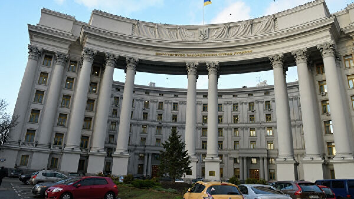 Украина будет добиваться экстрадиции задержанных в Белоруссии россиян - заявление МИД