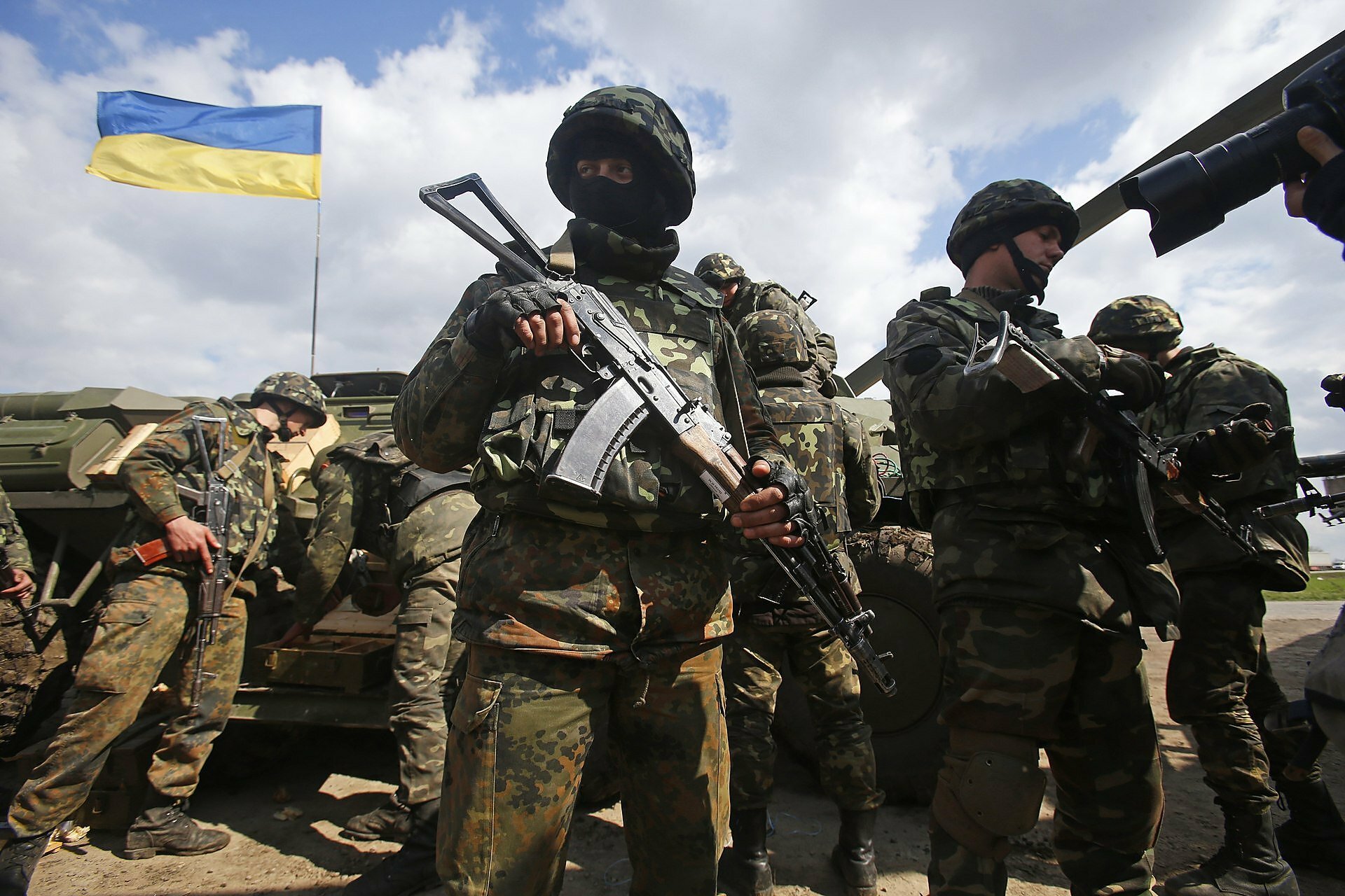 Стало известно реальное количество небоевых потерь украинской армии на Донбассе