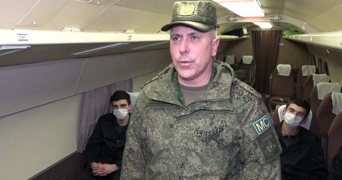 Возвращение военнопленных в Баку и Ереван самолетом ВКС РФ попало на видео