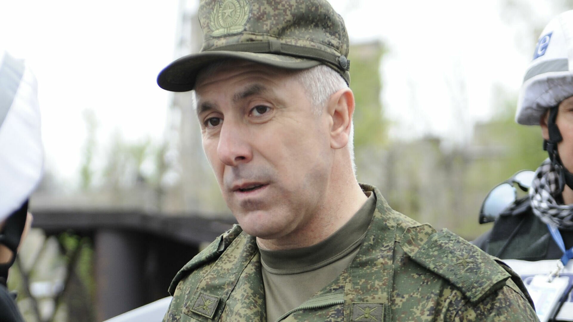 Генерал армии РФ Мурадов вывел армянских военных из окружения в Карабахе