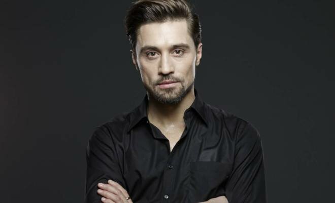 Кумир миллионов Дима Билан опубликовал "постельную" фотографию 
