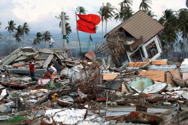 В Индонезии огласили страшные цифры жертв землетрясения и цунами