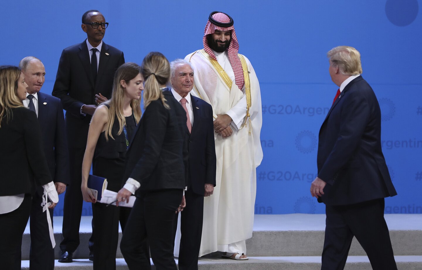 Дипломат объяснил, почему Путин и Трамп не поздоровались на G20