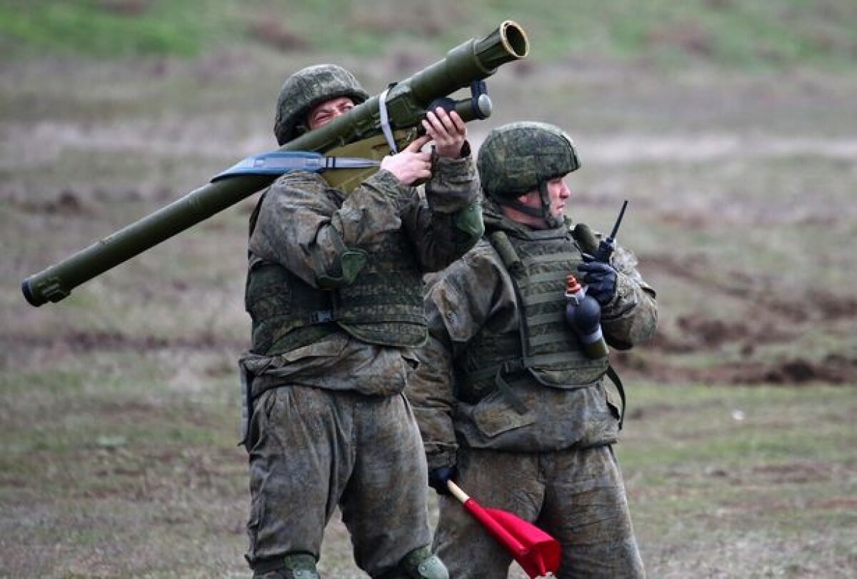 The Mirror: британский спецназ готов отправиться на Украину 