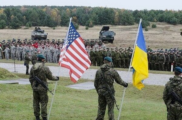 Ковбои на пикапах: американская армия собирается "осесть" на Украине