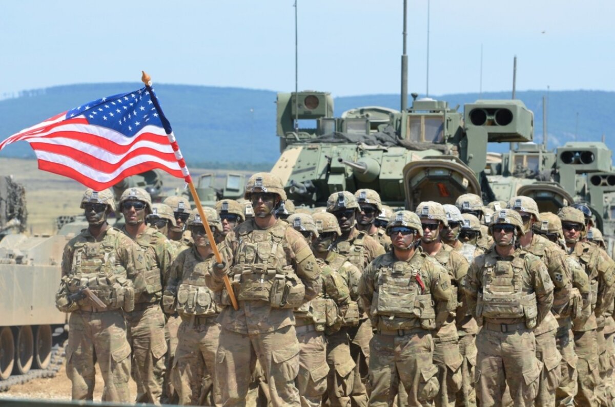 Активизация США на Ближнем Востоке: Пентагон активно перебрасывает технику в Ирак