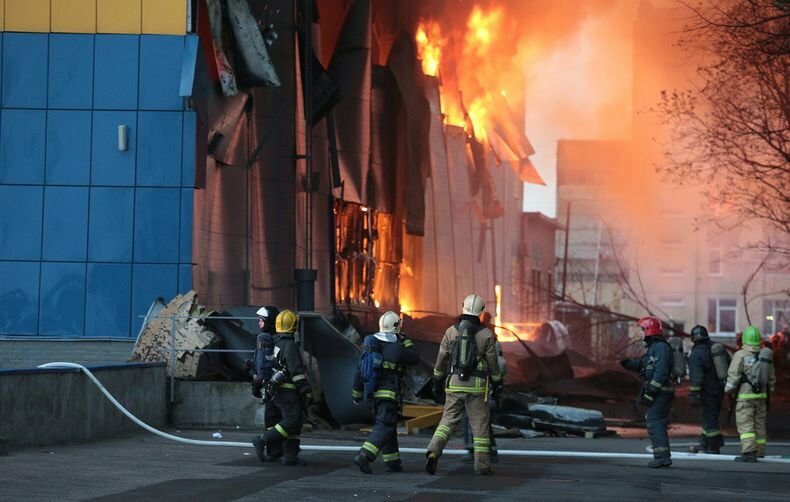 СМИ раскрыли состояние системы пожаротушения в сгоревшем гипермаркете "Лента"