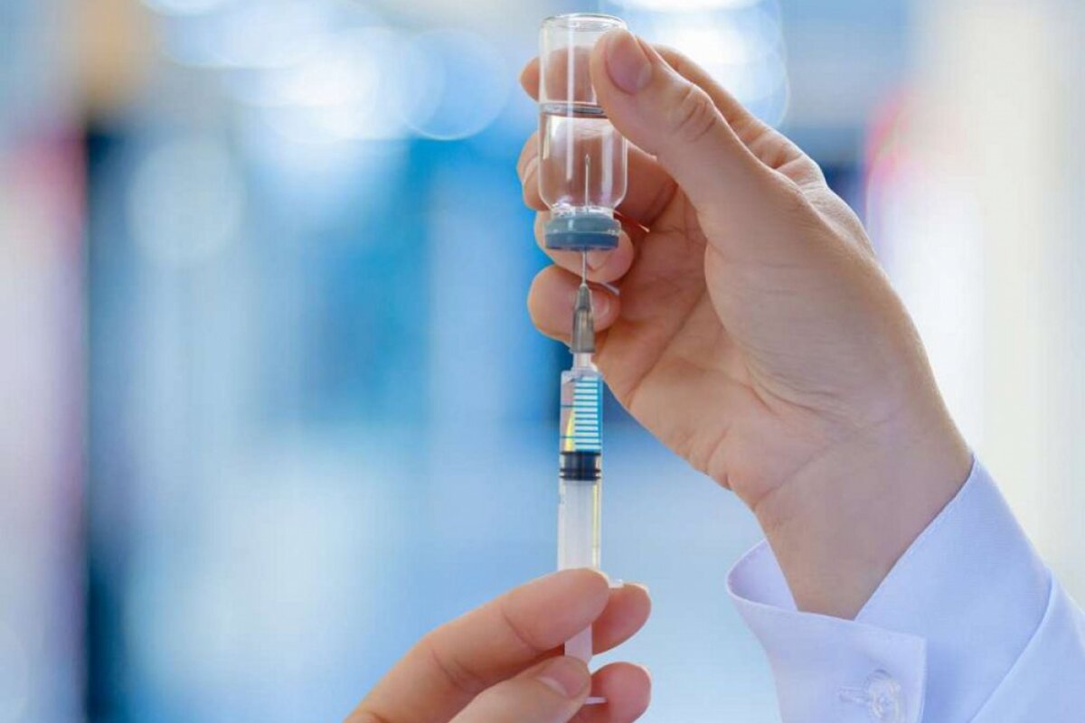 ​Британские вирусологи вступились за российскую вакцину против коронавируса "Спутник V"