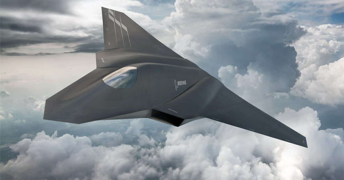 ​ВВС США выложили в Сеть снимки беспилотного истребителя 6-го поколения