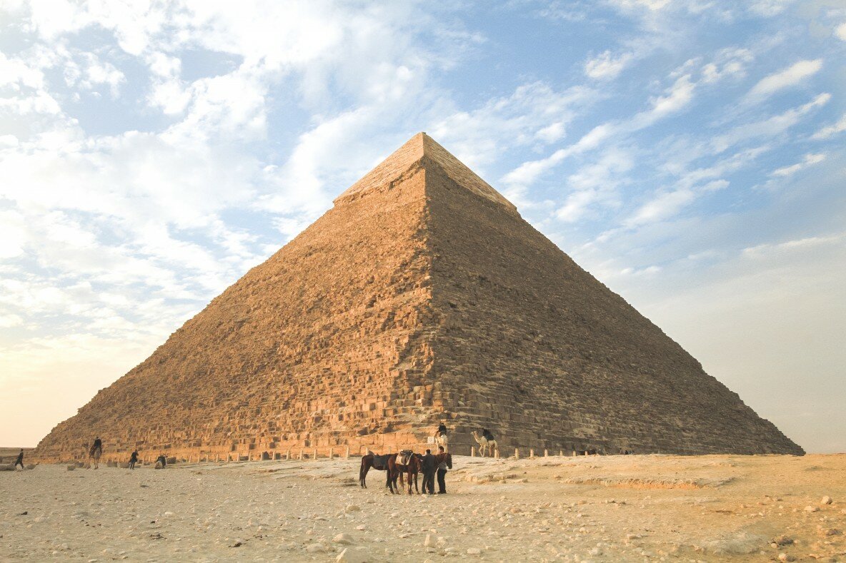 Внутри пирамиды Хеопса нашли современную “военную технику” – кадры