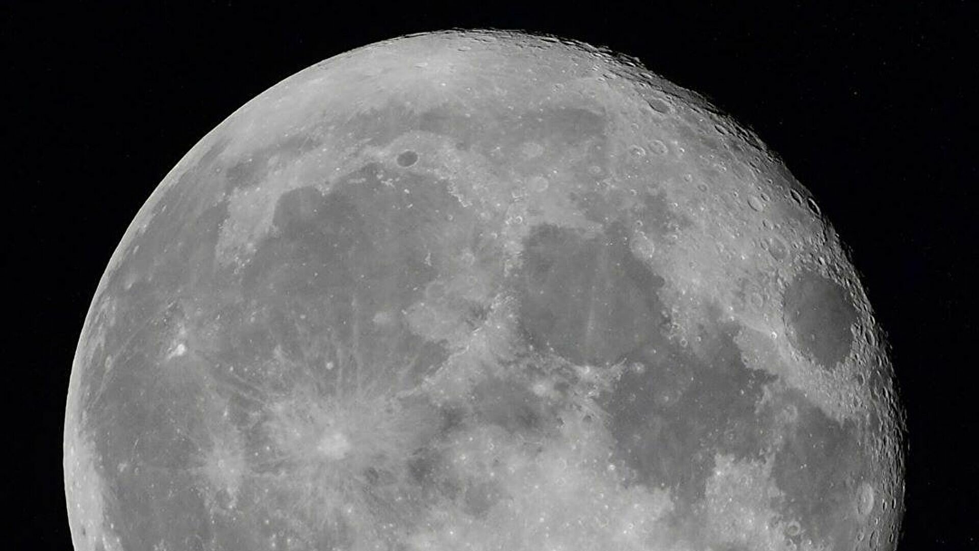 ​Китайский зонд "Чанъэ-5" впервые успешно сел на Луну: что известно