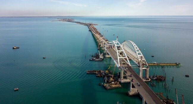 "Он проседает", - Украина "зафиксировала" серьезные "проблемы" с Крымским мостом