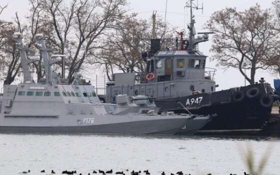 СМИ опубликовали фото "захваченных" украинских кораблей