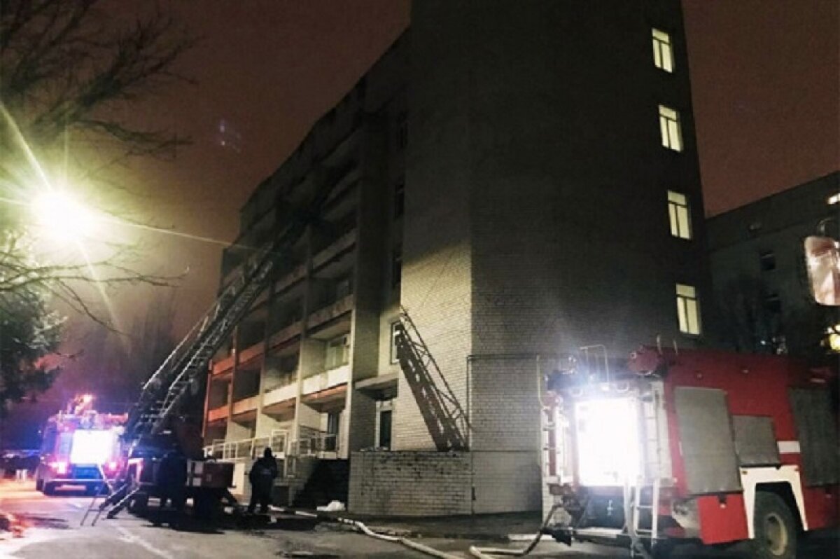 Пожар в COVID-отделении больницы Запорожья: трех пациентов и врача не удалось спасти