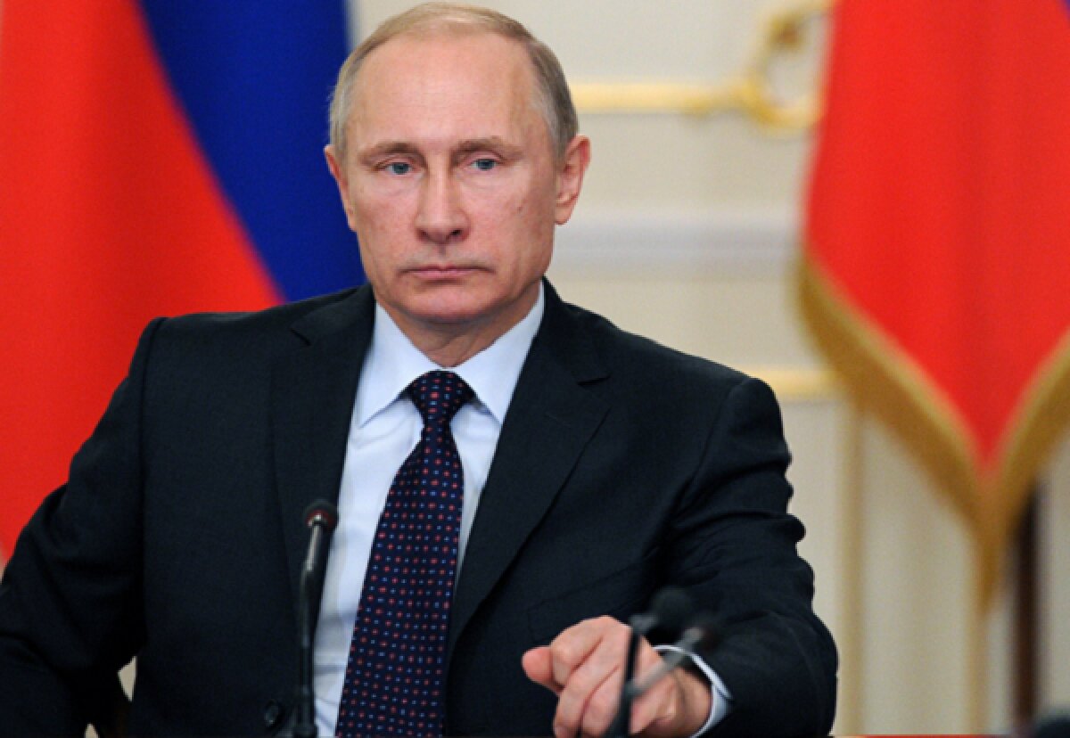 "Нужно быть готовыми", - Путин заявил, что России может угрожать вторая волна COVID-19
