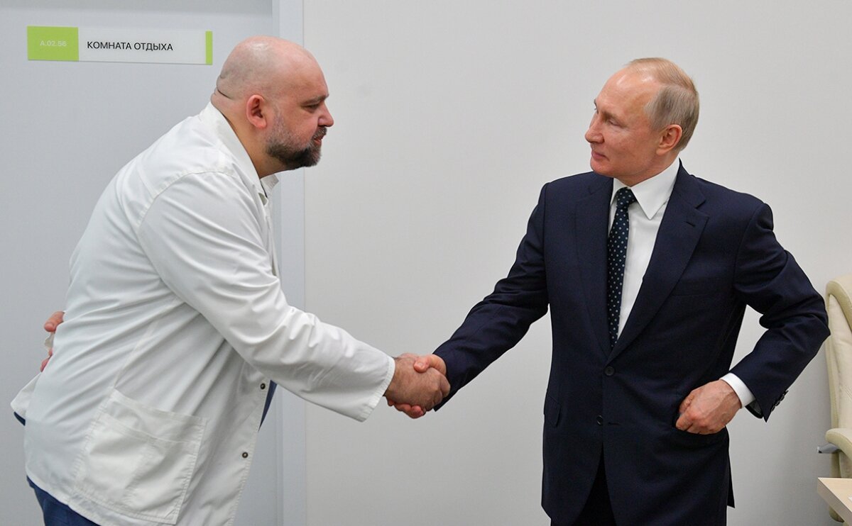 "Регулярно тестируется", - Песков рассказал о защите Путина от коронавируса после контакта с Проценко