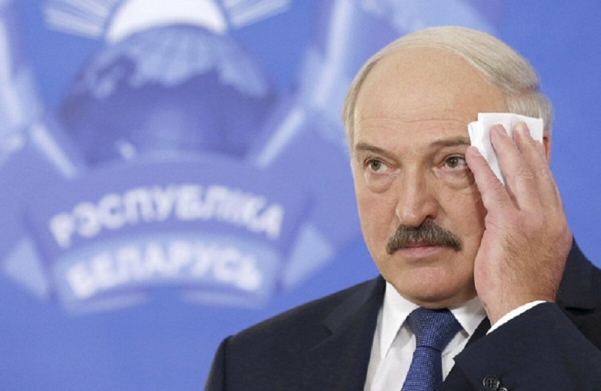 Сторонники Тихановской хотят лишить Лукашенко части полномочий