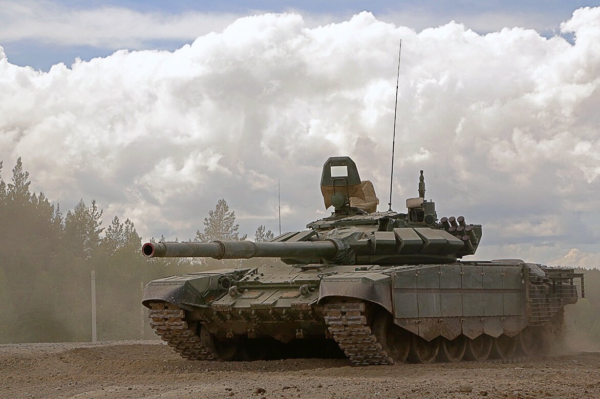 Румыния остановила и конфисковала российские танки и бронемашины, направлявшиеся в Сербию