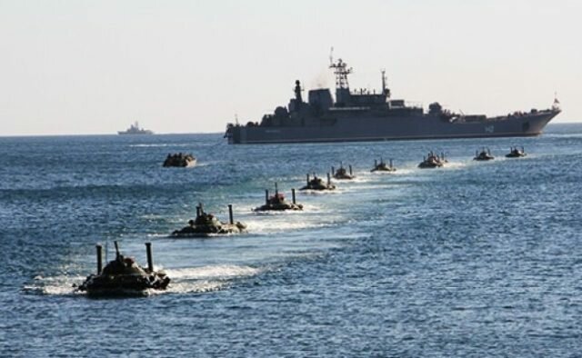 Кремль достойно ответил на провокацию ВСУ в Азовском море: в акваторию вошли разгромившие ИГИЛ корабли