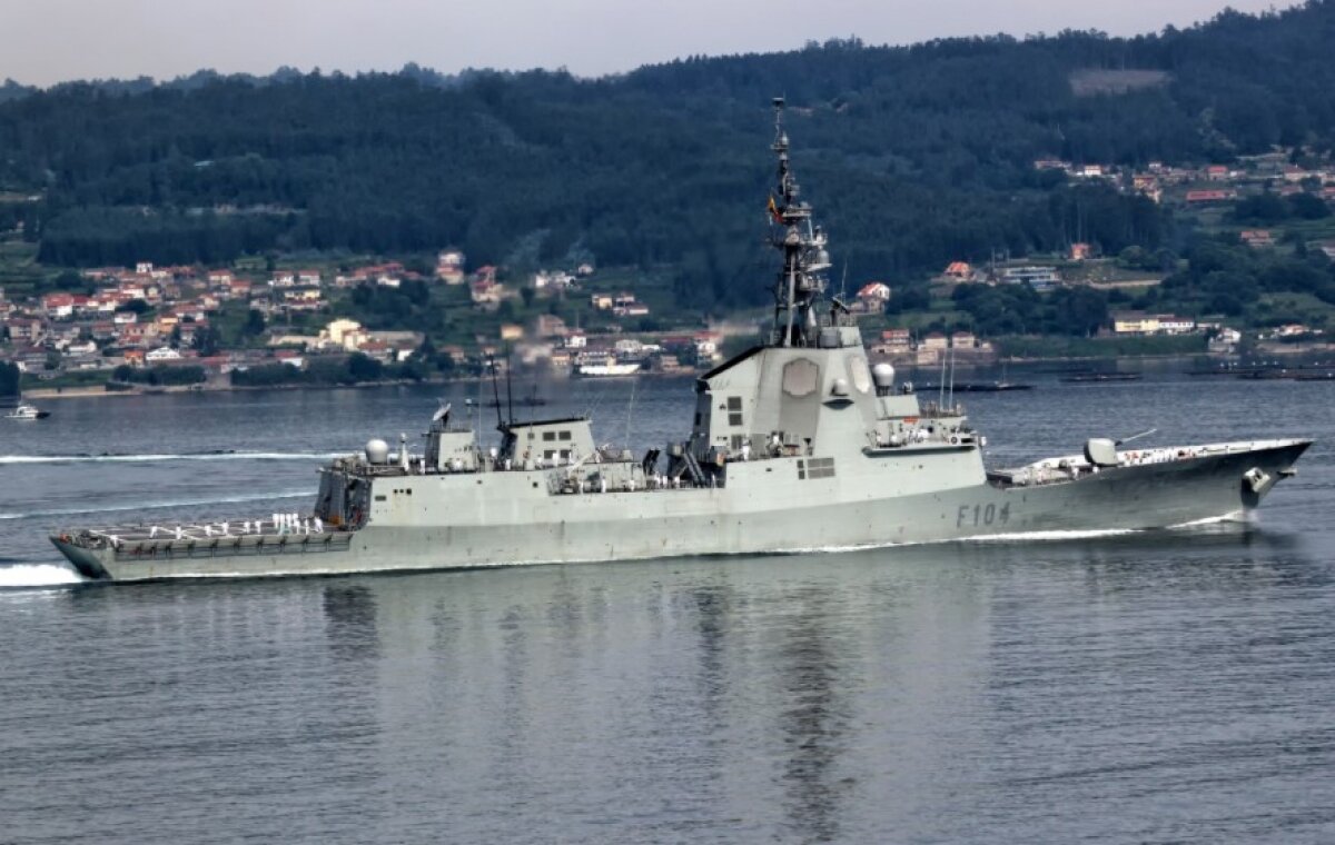 Силы Черноморского флота "взяли на прицел" еще один фрегат ВМС Испании 