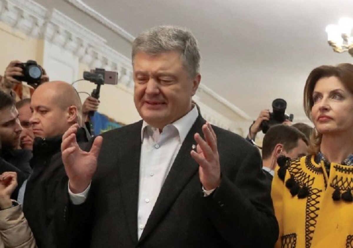 ​Порошенко в гневе от освобождения экс-"беркутовцев" обвинил Россию в "массовых расстрелах" на Майдане