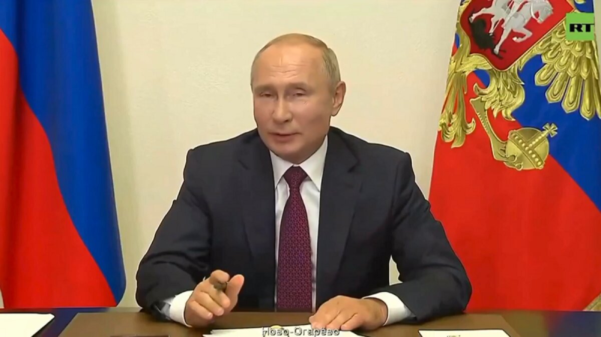 Путин ответил на предложение сыграть в "Танки" с третьеклассником: "Я бы Леше уступил"