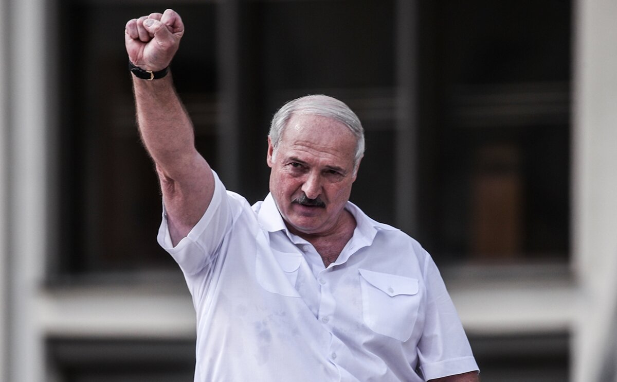 Лукашенко: "Я уеду в ту же Россию. Я еще здоровый мужик"