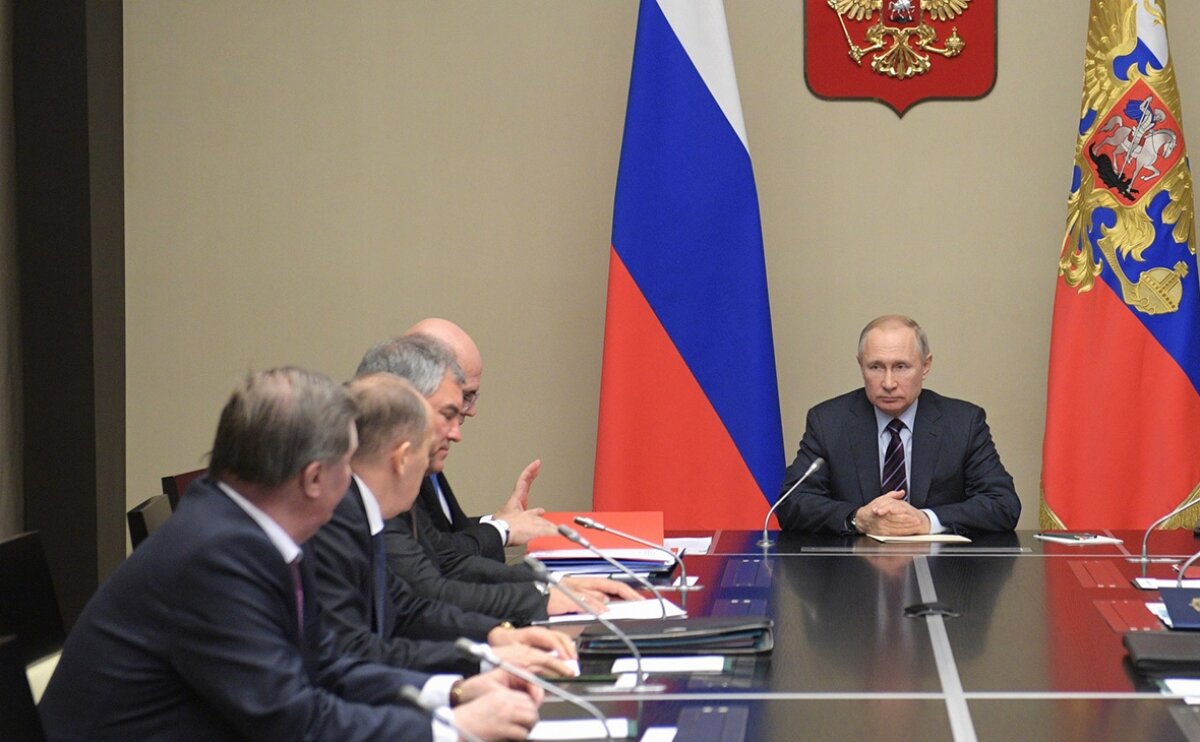 Путин неожиданно собрал заседание Совбеза посреди недели - названа причина 