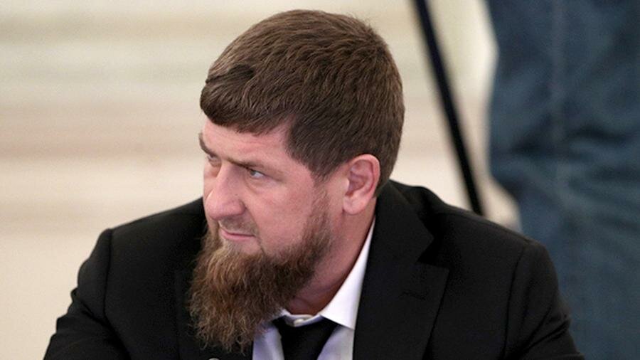 Кадыров рассказал о судьбе боя Нурмагомедова с Мейвезером